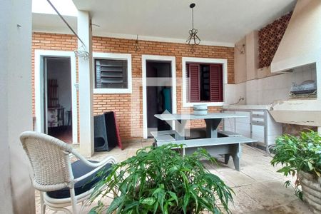 Casa à venda com 247m², 4 quartos e 4 vagasVista da Suíte