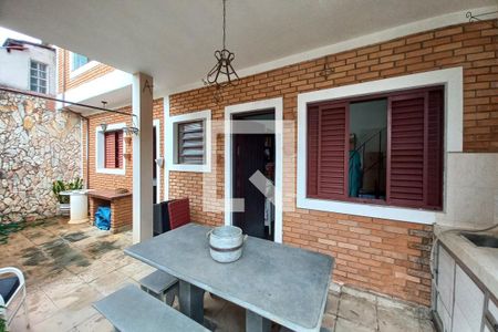 Casa à venda com 247m², 4 quartos e 4 vagasFachada da Edicula