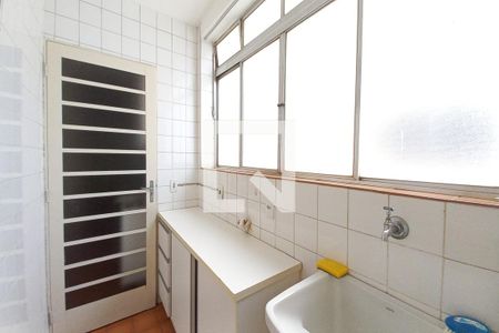 Apartamento para alugar com 83m², 3 quartos e 1 vagaÁrea de Serviço 