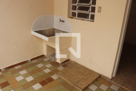 Casa para alugar com 100m², 2 quartos e 1 vagaÁrea de Serviço