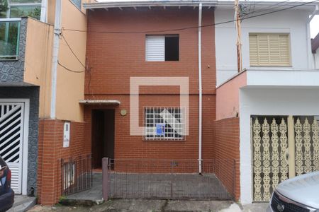 Casa para alugar com 100m², 2 quartos e 1 vagaFachada