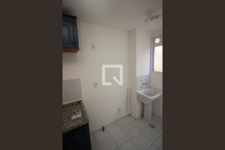 Apartamento para alugar com 50m², 2 quartos e 1 vaga Apartamento para alugar com 50m², 2 quartos e 1 vagaCozinha e Área de Serviço