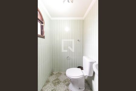 Casa à venda com 293m², 3 quartos e 2 vagas Casa à venda com 293m², 3 quartos e 2 vagasBanheiro de serviço