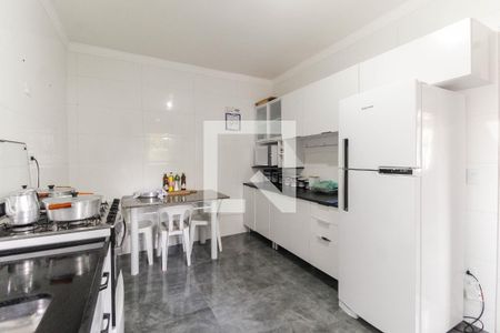 Casa à venda com 293m², 3 quartos e 2 vagas Casa à venda com 293m², 3 quartos e 2 vagasCozinha