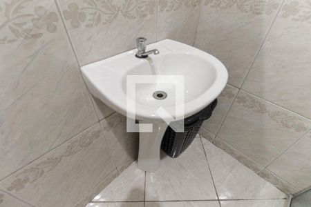 Casa à venda com 293m², 3 quartos e 2 vagas Casa à venda com 293m², 3 quartos e 2 vagasBanheiro Casa 2