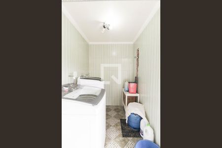 Casa à venda com 293m², 3 quartos e 2 vagas Casa à venda com 293m², 3 quartos e 2 vagasÁrea de Serviço