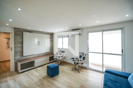 Sala de estar de apartamento à venda com 2 quartos, 70m² em Chácara Seis de Outubro, São Paulo