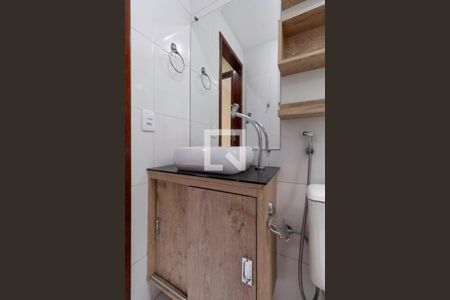 Apartamento à venda com 51m², 2 quartos e 1 vaga Apartamento à venda com 51m², 2 quartos e 1 vagaBanheiro social