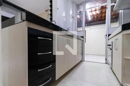 Apartamento à venda com 51m², 2 quartos e 1 vaga Apartamento à venda com 51m², 2 quartos e 1 vagaCozinha