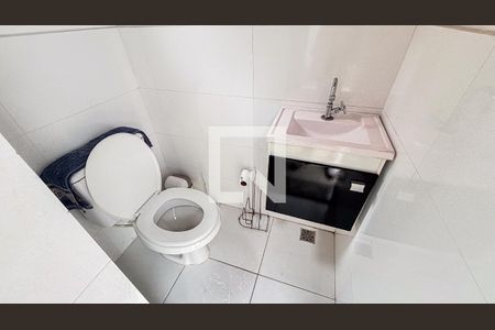 Apartamento à venda com 112m², 2 quartos e 1 vaga Apartamento à venda com 112m², 2 quartos e 1 vagaCobertura - Banheiro