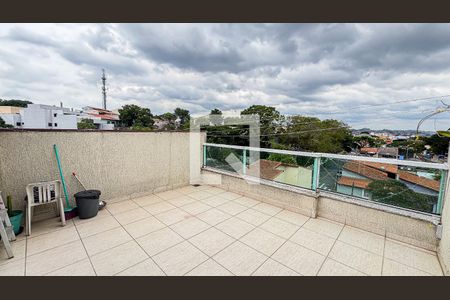 Apartamento à venda com 112m², 2 quartos e 1 vaga Apartamento à venda com 112m², 2 quartos e 1 vagaCobertura