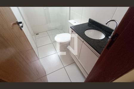 Apartamento para alugar com 59m², 2 quartos e 1 vaga Apartamento para alugar com 59m², 2 quartos e 1 vagaBanheiro
