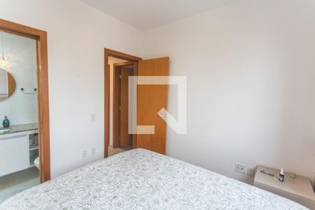 Suíte de casa de condomínio à venda com 3 quartos, 236m² em Nova Vista, Belo Horizonte