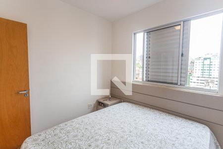 Suíte de casa de condomínio à venda com 3 quartos, 236m² em Nova Vista, Belo Horizonte