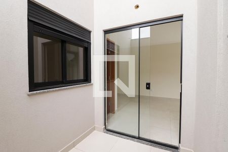 Apartamento à venda com 63m², 2 quartos e 1 vaga Apartamento à venda com 63m², 2 quartos e 1 vagaJardim de Inverno
