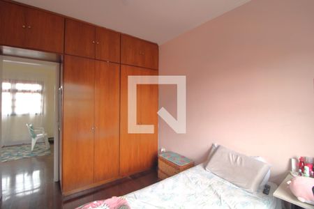 Casa à venda com 300m², 3 quartos e 10 vagasQuarto 2