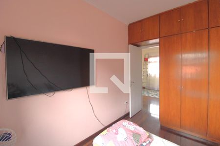 Casa à venda com 300m², 3 quartos e 10 vagasQuarto 2