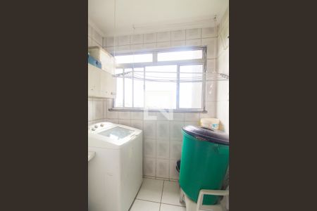 Apartamento para alugar com 68m², 3 quartos e 1 vagaÁrea de Serviço