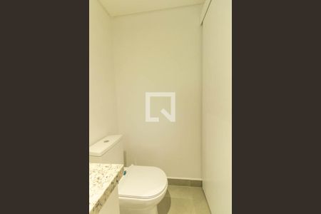 Banheiro Social de apartamento para alugar com 1 quarto, 33m² em Portão, Curitiba
