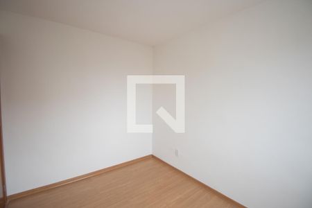 Quarto 2 de apartamento para alugar com 2 quartos, 45m² em Colubandê, São Gonçalo