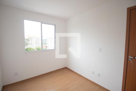 Quarto 2 de apartamento para alugar com 2 quartos, 45m² em Colubandê, São Gonçalo