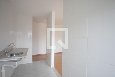 Apartamento para alugar com 45m², 2 quartos e 1 vaga Apartamento para alugar com 45m², 2 quartos e 1 vagaCozinha e Área de Serviço