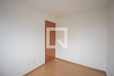 Quarto 2 de apartamento para alugar com 2 quartos, 45m² em Colubandê, São Gonçalo
