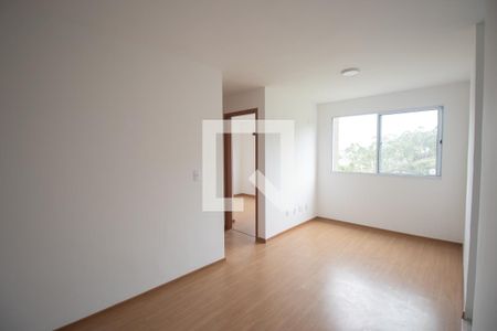 Sala de apartamento para alugar com 2 quartos, 45m² em Colubandê, São Gonçalo