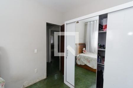 Casa à venda com 360m², 5 quartos e 4 vagasQuarto 2