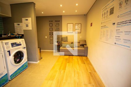 Apartamento à venda com 34m², 2 quartos e sem vagaÁrea comum - Lavanderia
