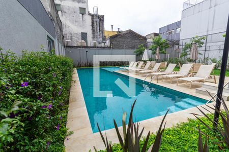 Apartamento à venda com 34m², 2 quartos e sem vagaÁrea comum - Piscina
