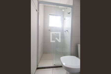 Apartamento para alugar com 89m², 2 quartos e 1 vaga Apartamento para alugar com 89m², 2 quartos e 1 vagaBanheiro da Suíte