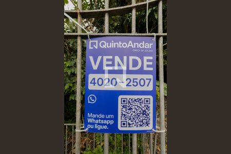 Casa à venda com 520m², 3 quartos e 8 vagasPlaca