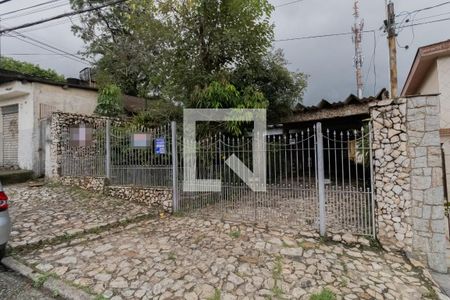 Casa à venda com 520m², 3 quartos e 8 vagasFachada+Placa