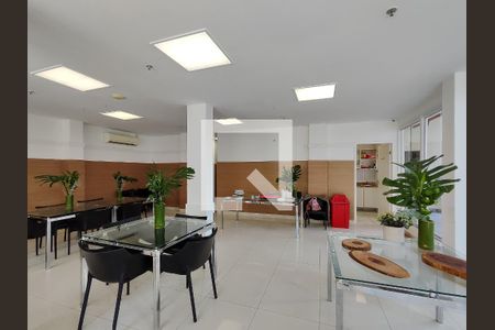Apartamento para alugar com 50m², 2 quartos e 1 vagaÁrea comum - Salão de festas