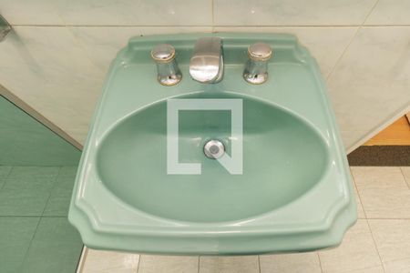 Apartamento à venda com 79m², 2 quartos e sem vagaBanheiro