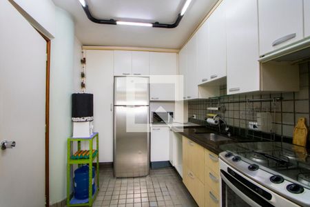 Apartamento para alugar com 70m², 2 quartos e 2 vagasCozinha