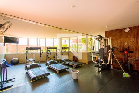 Apartamento para alugar com 70m², 2 quartos e 2 vagasÁrea comum - Academia