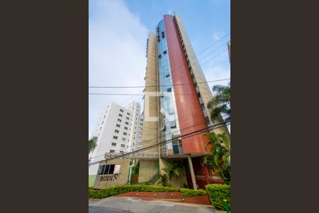 Apartamento para alugar com 70m², 2 quartos e 2 vagasFachada