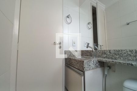 Apartamento à venda com 65m², 3 quartos e 2 vagasBanheiro da Suíte