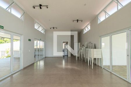 Apartamento para alugar com 48m², 2 quartos e 1 vaga Apartamento para alugar com 48m², 2 quartos e 1 vagaÁrea comum - Salão de festas