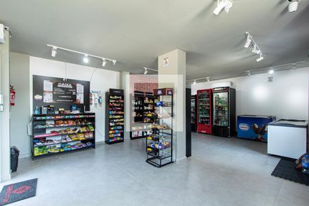 Apartamento para alugar com 48m², 2 quartos e 1 vaga Apartamento para alugar com 48m², 2 quartos e 1 vagaÁrea comum - Mini Mercado