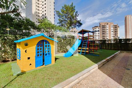 Apartamento à venda com 108m², 3 quartos e 3 vagasÁrea comum - Playground