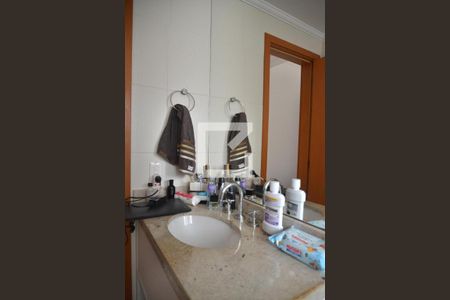 Apartamento para alugar com 130m², 3 quartos e 3 vagasBanheiro Quarto 2