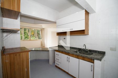 Apartamento à venda com 76m², 3 quartos e 1 vaga Apartamento à venda com 76m², 3 quartos e 1 vagaCozinha e Área de Serviço