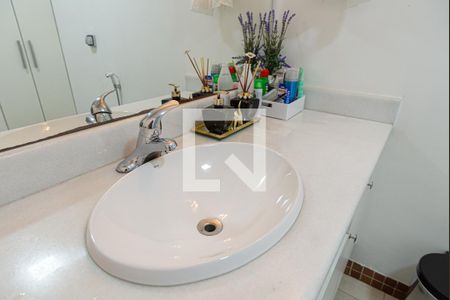 Apartamento à venda com 110m², 2 quartos e 1 vagaBanheiro 2