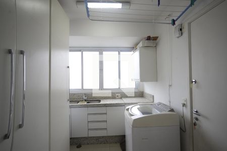 Apartamento à venda com 141m², 3 quartos e 2 vagasÁrea de Serviço
