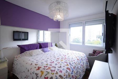 Apartamento à venda com 141m², 3 quartos e 2 vagasSuíte 2