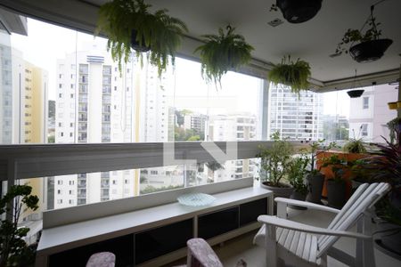 varanda de apartamento à venda com 3 quartos, 141m² em Vila Mariana, São Paulo