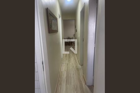 Apartamento à venda com 60m², 2 quartos e 1 vagaCorredor